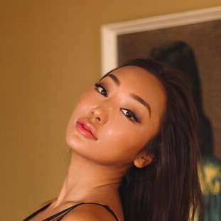 nora-kyzy Profile Photo